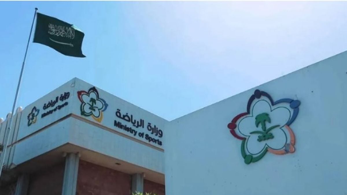 وزارة الرياضة تبدأ نقل 25% من أسهم أندية الاتحاد والأهلي والهلال والنصر لصندوق الاستثمارات العامة