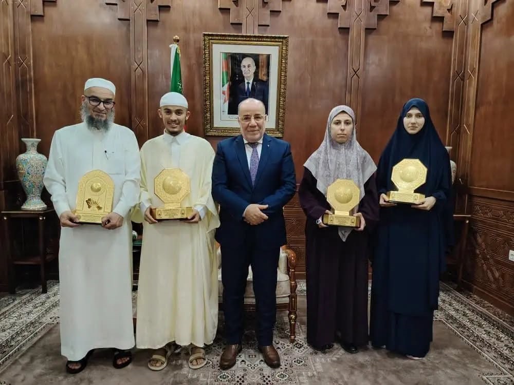 بلمهدي: "تتويج الجزائر في السعودية يعكس ثمار جهود التعليم القرآني"