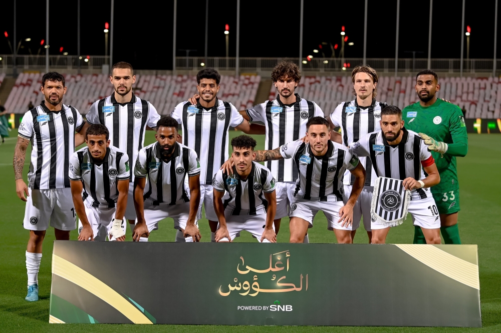 نادي الشباب يفسخ عقد كارلوس جونيور وفينسنت سيرو بالتراضي