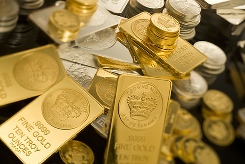 النفط السعودي يبحث عن طرق أطول هرباً من فخ البحر الأحمر