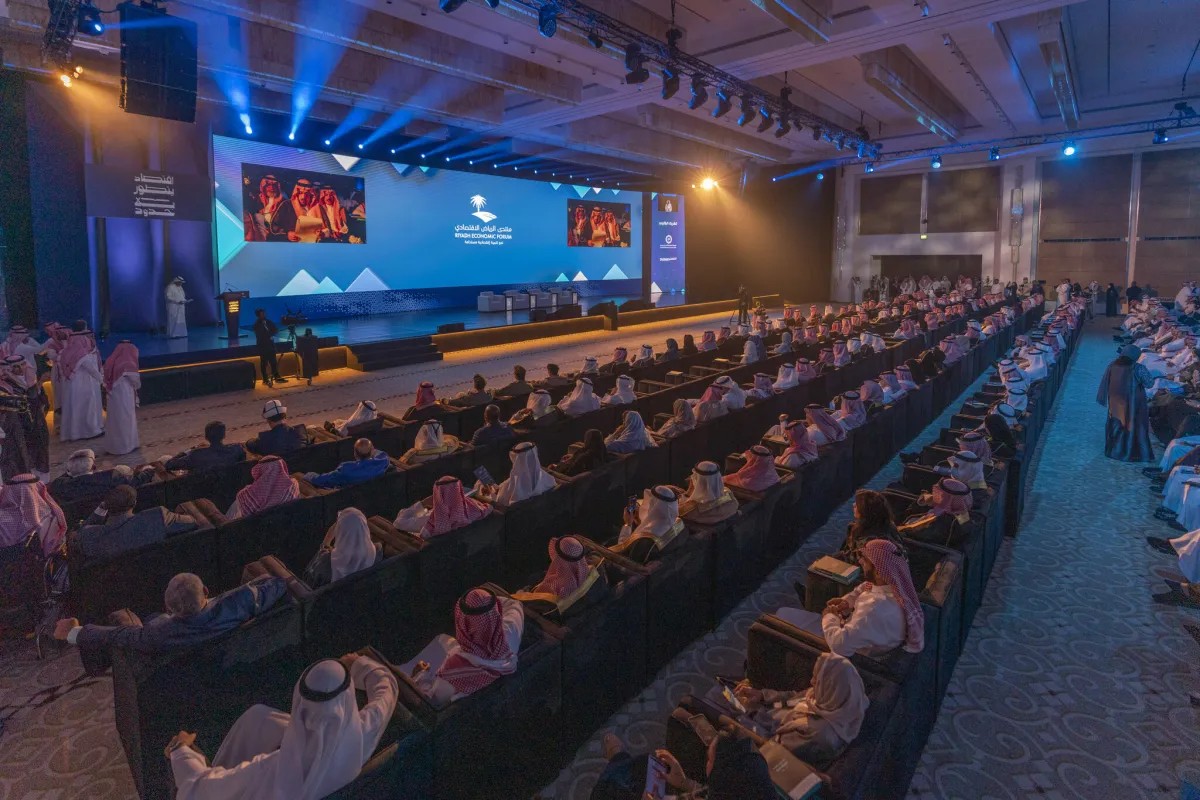 منتدى الرياض الاقتصادي يناقش 5 دراسات لدعم التنمية خلال أكتوبر