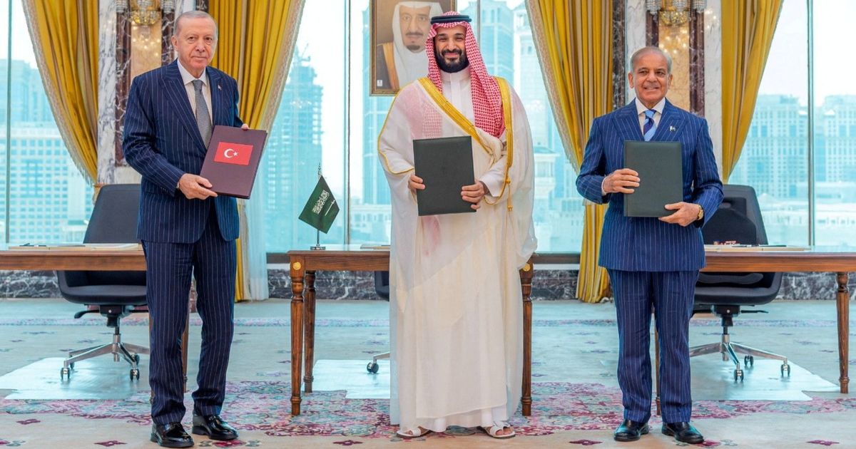 "اتفاقية مكة".. تعرف على قدرات السعودية وتركيا وباكستان العسكرية