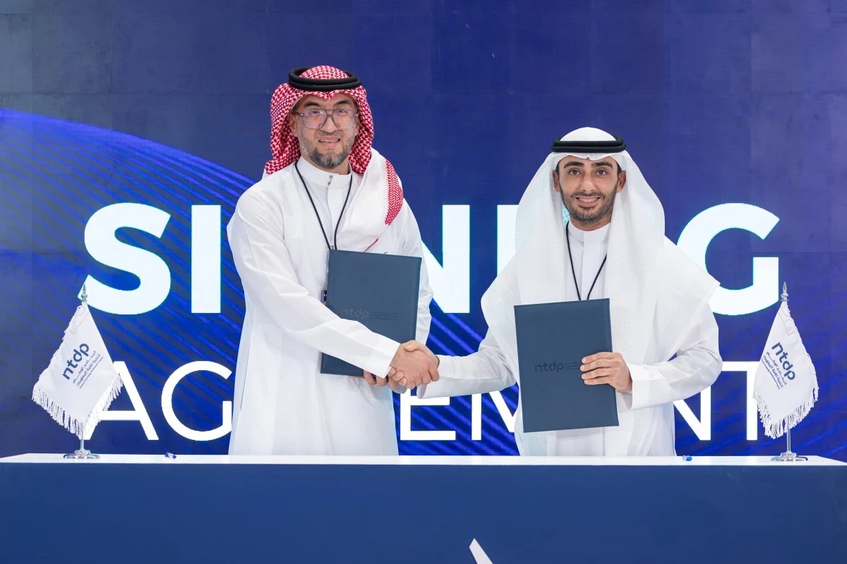 مؤسسة مجتمع جميل السعودية والبرنامج الوطني لتنمية قطاع تقنية المعلومات يوقعان اتفاقية تعاون لتمكين الشركات التقنية ورواد الأعمال