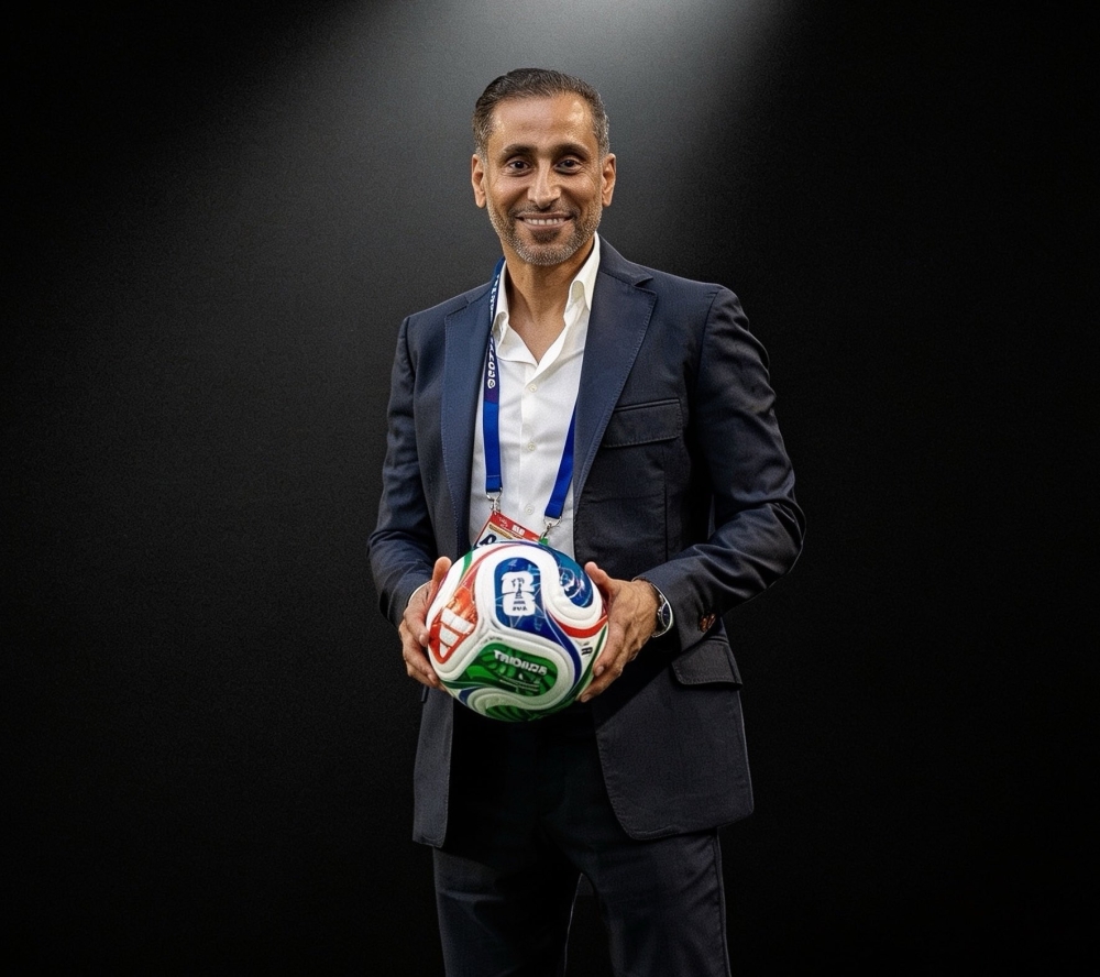 سامي الجابر يدعم روبن نيفيز بعد الهتافات المسيئة في مباراة الهلال والتعاون
