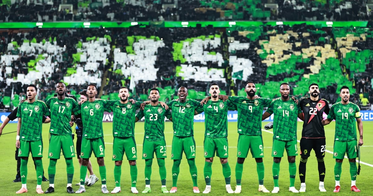 منتخب السعودية يتسلح بالأرض والجمهور لاستعادة لقب كأس الخليج
