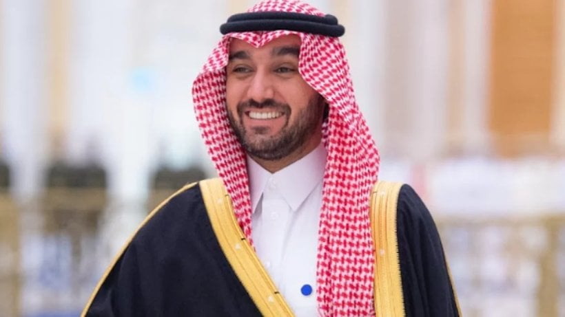 وزير الرياضة السعودي يوجه رسالة للاعبي الأهلي قبل موا… | يلا شووت