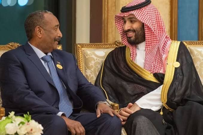 محمد بن سلمان يتلقى اتصالاً هاتفياً من البرهان ويؤكد دعم السعودية لاستقرار السودان