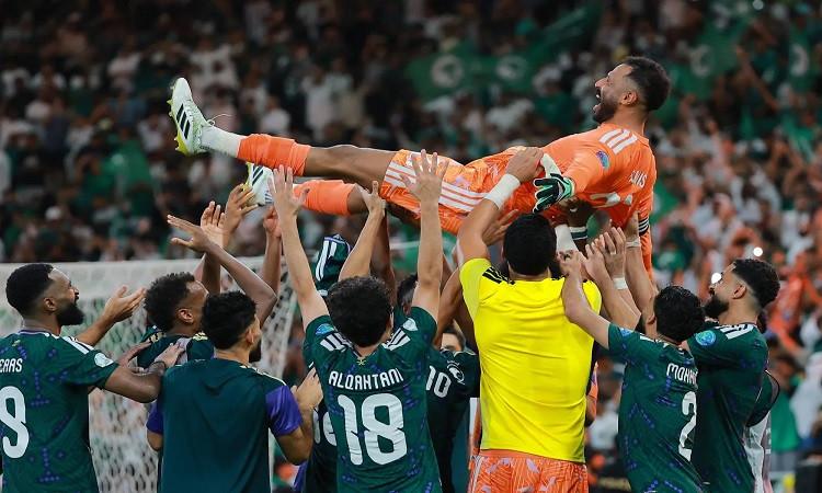 منتخب السعودية يبلغ نهائي كأس الخليج بفوزه على قطر بضربات الترجيح